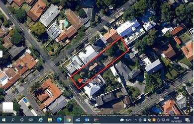 Imagem: O terreno possui 1.700m² de Área e está localizado em Seminário