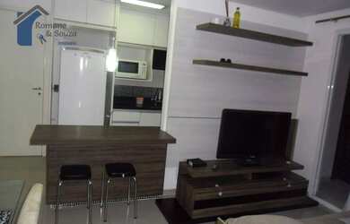 Imagem: O apartamento possui 2 Dormitórios, 1 Banheiro, 1 Vaga na garagem