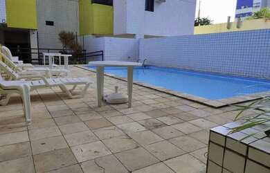 Imagem: O apartamento possui 3 Dormitórios, 1 Banheiro, 1 Vaga na garagem