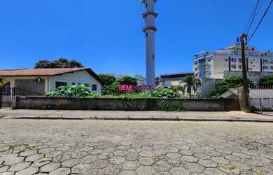 Imagem: O terreno possui 314m² de Área e está localizado em Capoeiras