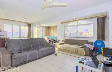 Imagem: O apartamento na cobertura possui 4 Dormitórios, 3 Banheiros