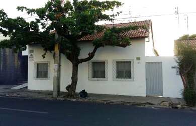 Imagem: 10130/01 - Casa Residencial - Rua Pires de Castro