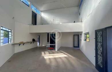 Imagem 2: Galpão - / Comercial / Centro