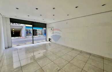 Imagem: O depósito para alugar possui e está localizado em Centro