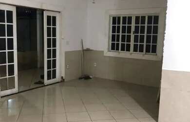 Imagem 2: 1561 Excelente casa com piscina na Trindade São Gonçalo