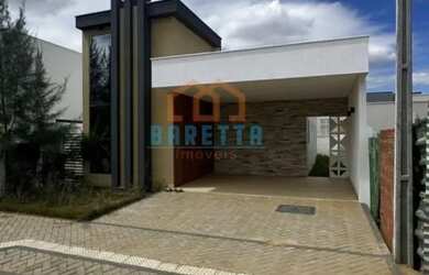 Imagem: A casa em condomínio possui 3 Dormitórios, 2 Banheiros, 2