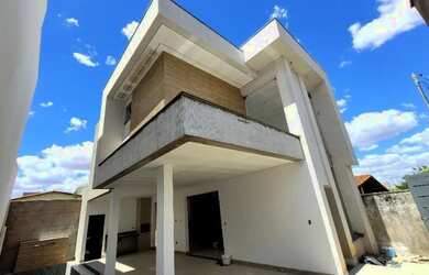 Imagem 9: Bairro Ibituruna. Prox ao Parque Sagarana. 3 quartos, sendo uma suíte. Piscina e churrasqu