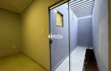 Imagem 9: Casa disponível para venda no bairro Osvaldo Rezende em Uberlândia MG