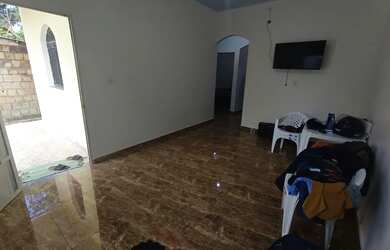 Imagem 10: //Casa com quintal e garagem próxima à Itaúba