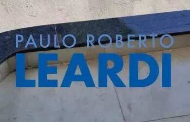 Imagem: A casa possui 3 Dormitórios, 3 Banheiros, 3 Vagas na garagem