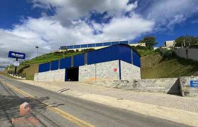 Imagem: O depósito possui 420m² de Área e está localizado em Santa