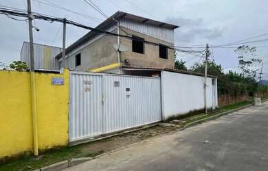 Imagem: A casa possui 1 Dormitório, 1 Banheiro e 330m² de Área e