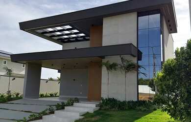 Imagem: A casa em condomínio possui 3 Dormitórios, 5 Banheiros, 4