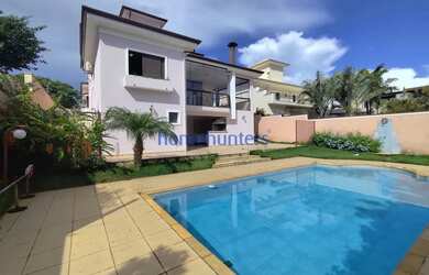 Imagem: A casa em condomínio possui 3 Dormitórios, 4 Banheiros, 4