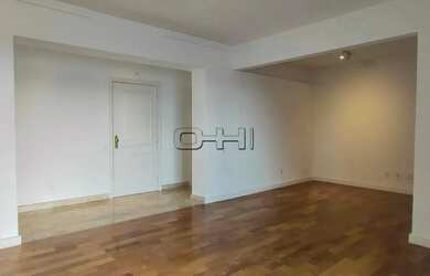 Imagem: O apartamento possui 3 Dormitórios, 2 Banheiros, 3 Vagas na