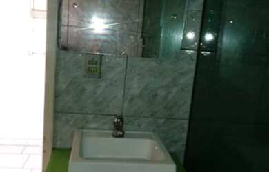 Imagem: A casa possui 2 Dormitórios, 1 Vaga na garagem, 140m² de Área