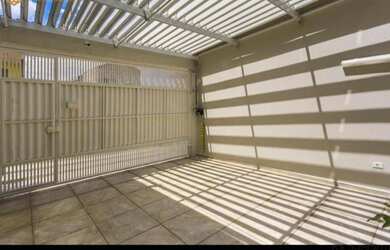 Imagem 2: Sobrado para venda com 250 metros quadrados com 3 quartos em Ipiranga