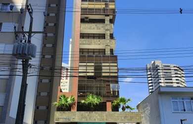 Imagem: O depósito possui 37m² de Área e está localizado em Batel