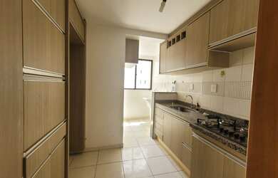 Imagem: O apartamento possui 3 Dormitórios, 2 Banheiros, 2 Vagas na