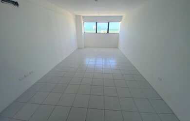 Imagem: O depósito possui 1 Vaga na garagem, 35m² de Área e está