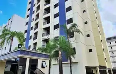 Imagem: O apartamento possui 2 Dormitórios, 1 Banheiro, 2 Vagas na