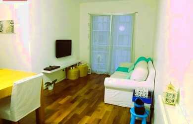 Imagem: O apartamento possui 3 Dormitórios, 1 Banheiro, 1 Vaga na garagem