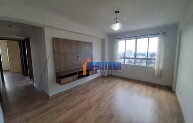 Imagem: O apartamento possui 3 Dormitórios, 1 Banheiro, 1 Vaga na garagem