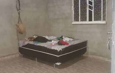 Imagem: O apartamento possui 1 Dormitório, 1 Banheiro, 1 Vaga na garagem