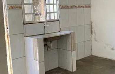 Imagem: A casa possui 1 Dormitório, 1 Banheiro e está localizado