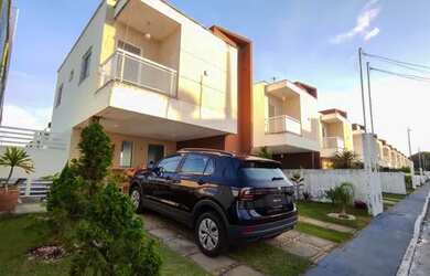 Imagem: A casa em condomínio possui 3 Dormitórios, 3 Banheiros, 2