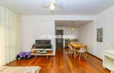 Imagem: O apartamento possui 3 Dormitórios, 2 Banheiros, 2 Vagas na