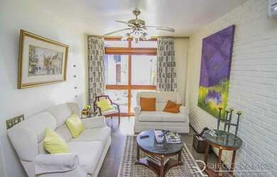 Imagem 7: Casa 3 dormitórios/quartos, sendo uma suite com hidromassagem, com piscina,...