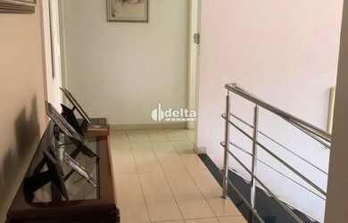 Imagem 11: Casa residencial disponível para locação e venda no bairro Jardim Karaíba...