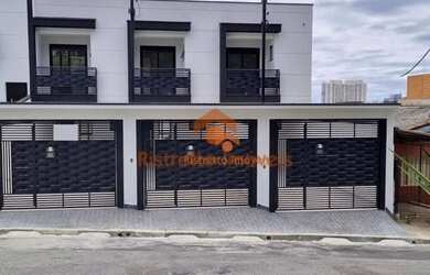 Imagem: A casa possui 3 Dormitórios, 2 Banheiros, 2 Vagas na garagem