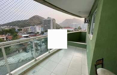 Imagem: O apartamento possui 3 Dormitórios, 2 Banheiros, 2 Vagas na