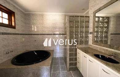 Imagem 10: Casa para aluguel tem 234 m² com 04 quartos no Bairro Custódio Pereira em Uberlândia - MG