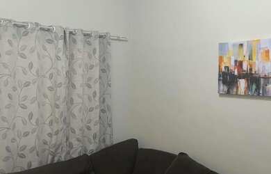 Imagem: A casa possui 2 Dormitórios, 3 Banheiros, 2 Vagas na garagem