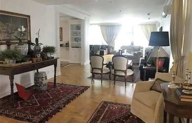 Imagem: O apartamento à venda possui 3 Dormitórios, 3 Banheiros, 2