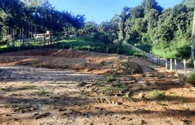 Imagem: O terreno possui 1m² de Área e está localizado em Batatuba