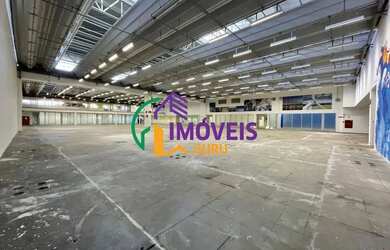 Imagem: O depósito possui 5 Vagas na garagem, 4.243m² de Área e