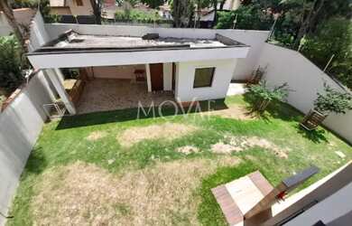 Imagem: A casa possui 5 Dormitórios, 5 Banheiros, 4 Vagas na garagem