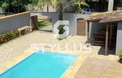 Imagem: A casa em condomínio possui 3 Dormitórios, 3 Banheiros, 4