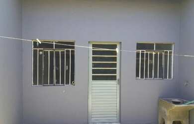 Imagem: A casa possui 1 Dormitório, 30m² de Área e está localizado