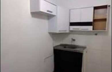 Imagem: A casa possui 1 Dormitório, 1 Banheiro e está localizado