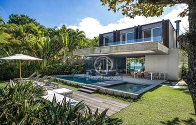 Imagem: A casa possui 5 Dormitórios, 5 Banheiros, 5 Vagas na garagem