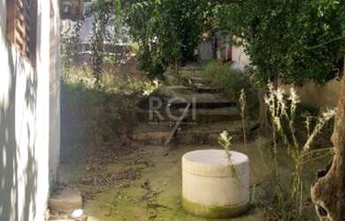 Imagem 15: Terreno com 3 casas. 100m² de Área, 1 Vaga na garageme3 Dormitórios