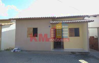 Imagem: A casa em condomínio possui 2 Dormitórios, 2 Banheiros, 1