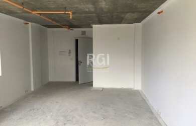 Imagem: O depósito possui 1 Vaga na garagem e 42m² de Área e está