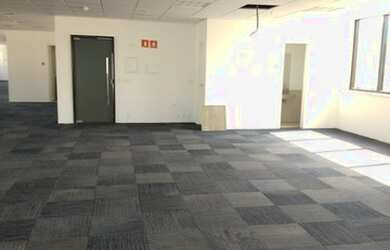 Imagem 8: Andar/laje corporativa para aluguel possui 640 metros quadrados na Barra...