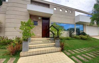 Imagem: A casa em condomínio possui 3 Dormitórios, 5 Banheiros, 2